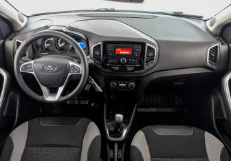 Подержанный автомобиль LADA (ВАЗ) XRAY 2018 года (14 фото)