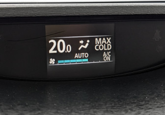 Подержанный автомобиль Toyota Venza 2013 года (25 фото)