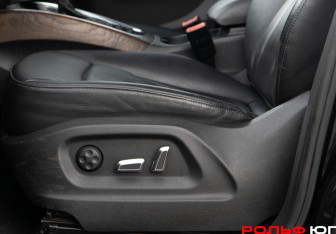 Подержанный автомобиль Audi Q5 2012 года (16 фото)
