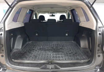 Подержанный автомобиль Subaru Forester Suv 2015 года (10 фото)