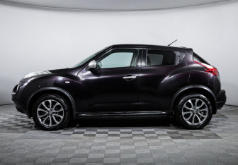 Подержанный автомобиль Nissan Juke 2013 года (8 фото)