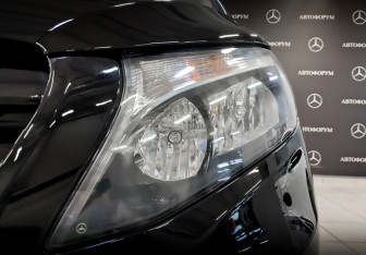 Подержанный автомобиль Mercedes-Benz Vito 2021 года (18 фото)