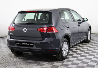 Подержанный автомобиль Volkswagen Golf Hatchback 2016 года (3 фото)