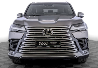 Подержанный автомобиль Lexus LX 2024 года (2 фото)