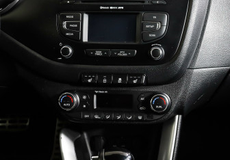 Подержанный автомобиль Kia Ceed Hatchback 2014 года (12 фото)