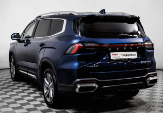 Подержанный автомобиль Geely Okavango 2024 года (7 фото)