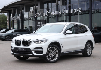 Подержанный автомобиль BMW X3 2020 года (28 фото)