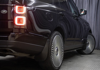 Подержанный автомобиль Land Rover Range Rover 2019 года (29 фото)