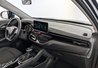 Подержанный автомобиль Москвич 3 2023 года (11 фото)