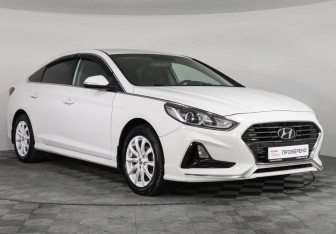 Подержанный автомобиль Hyundai Sonata 2018 года (3 фото)