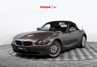 Подержанный автомобиль BMW Z4 Roadster 2004 года (3 фото)