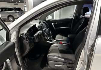 Подержанный автомобиль Chevrolet Captiva 2014 года (7 фото)