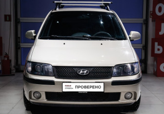 Подержанный автомобиль Hyundai Matrix 2006 года (2 фото)