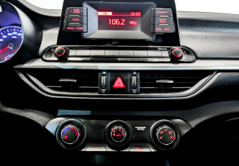 Подержанный автомобиль Kia Cerato Sedan 2020 года (15 фото)