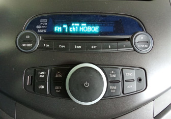 Подержанный автомобиль Chevrolet Spark 2014 года (14 фото)