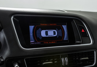 Подержанный автомобиль Audi Q5 2016 года (15 фото)