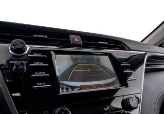 Подержанный автомобиль Toyota Camry Sedan 2019 года (26 фото)