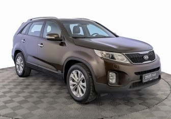 Подержанный автомобиль Kia Sorento 2019 года (3 фото)