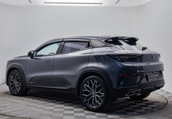 Подержанный автомобиль Changan UNI-T 2023 года (3 фото)