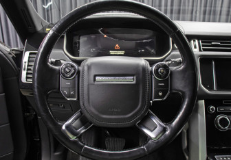 Подержанный автомобиль Land Rover Range Rover 2013 года (16 фото)