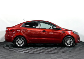 Подержанный автомобиль Kia Rio Sedan 2012 года (4 фото)