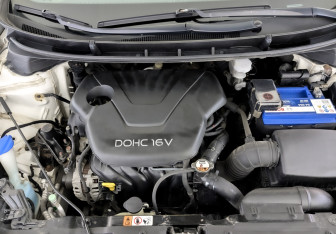 Подержанный автомобиль Hyundai i30 Hatchback 2012 года (9 фото)