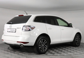 Подержанный автомобиль Mazda CX-7 2011 года (4 фото)