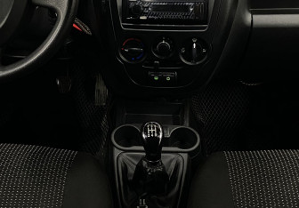 Подержанный автомобиль LADA (ВАЗ) Granta Sedan 2013 года (13 фото)