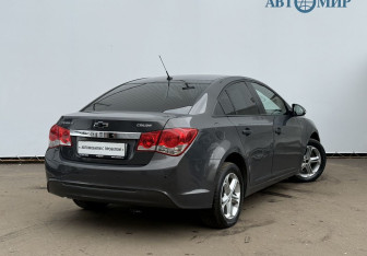 Подержанный автомобиль Chevrolet Cruze Sedan 2014 года (5 фото)