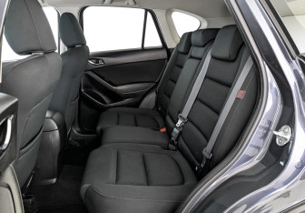 Подержанный автомобиль Mazda CX-5 2015 года (18 фото)