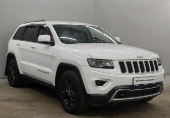 Подержанный автомобиль Jeep Grand Cherokee 2013 года (3 фото)