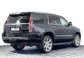 Подержанный автомобиль Cadillac Escalade Suv 2018 года (4 фото)
