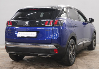 Подержанный автомобиль Peugeot 3008 2017 года (5 фото)