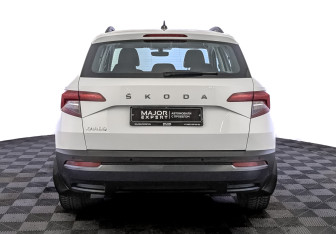 Подержанный автомобиль Skoda Karoq 2020 года (6 фото)