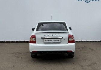 Подержанный автомобиль LADA (ВАЗ) Priora Sedan 2014 года (6 фото)