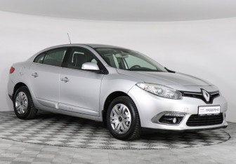 Подержанный автомобиль Renault Fluence 2014 года (2 фото)