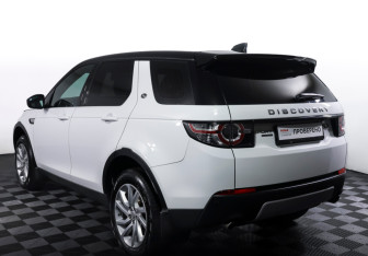 Подержанный автомобиль Land Rover Discovery Sport 2017 года (7 фото)