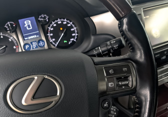 Подержанный автомобиль Lexus GX 2018 года (27 фото)