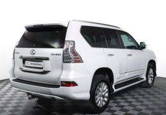 Подержанный автомобиль Lexus GX 2015 года (5 фото)