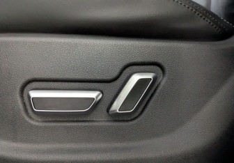 Подержанный автомобиль Geely Atlas 2019 года (19 фото)