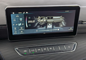 Подержанный автомобиль Haval Jolion 2023 года (25 фото)