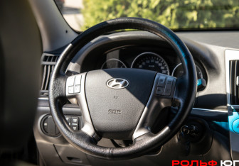 Подержанный автомобиль Hyundai ix55 2012 года (11 фото)