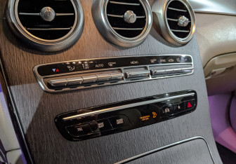 Подержанный автомобиль Mercedes-Benz GLC Coupe 2019 года (26 фото)