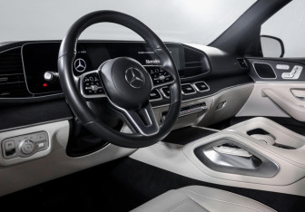 Подержанный автомобиль Mercedes-Benz GLE 2021 года (14 фото)
