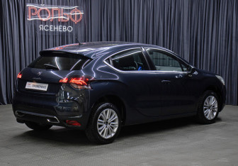 Подержанный автомобиль Citroen DS4 2012 года (5 фото)