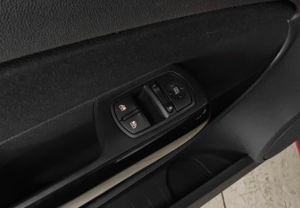 Подержанный автомобиль Opel Corsa 2008 года (16 фото)