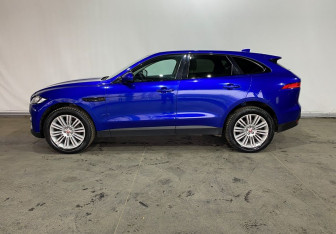 Подержанный автомобиль Jaguar F-Pace 2019 года (7 фото)