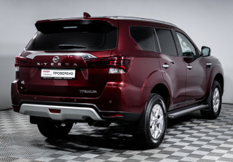 Подержанный автомобиль Nissan Xterra 2021 года (5 фото)