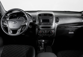 Подержанный автомобиль Kia Sorento 2020 года (12 фото)