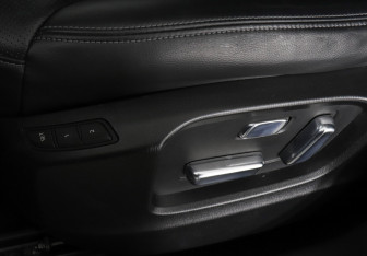 Подержанный автомобиль Mazda CX-8 2022 года (19 фото)